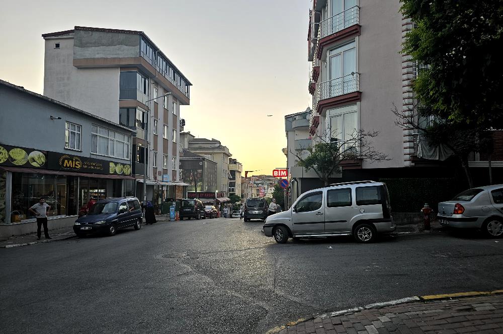 TUZLA ORTA MAHALLEDE SATILIK MERKEZİ KONUMDA DAİRE