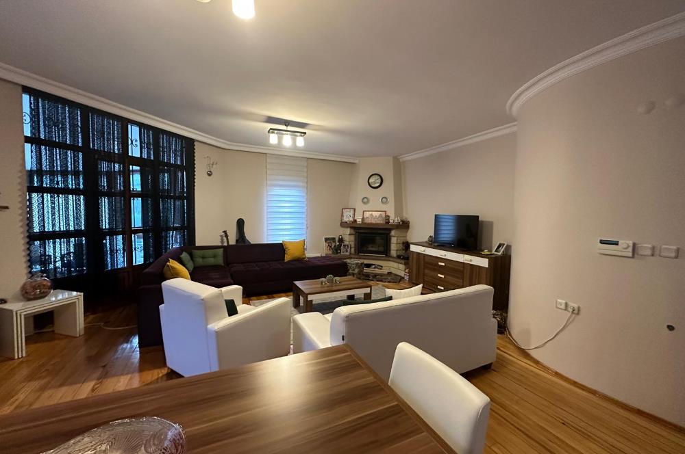 GÖLBAŞI DOĞA SİTESİNDE GENİŞ BAHÇELİ TAM MÜSTAKİL 4+2 VİLLA