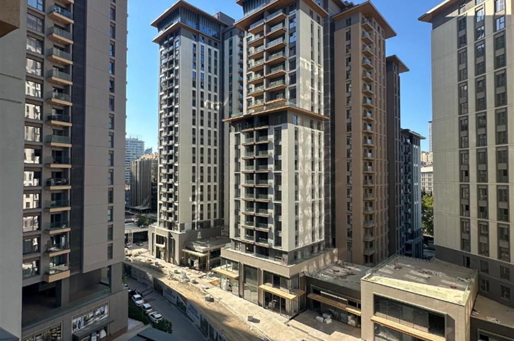 C21 ROOF'dan 19.ETAP'da 2+1 KAPALI MUTFAK ÖNÜ AÇIK KİRALIK DAİRE