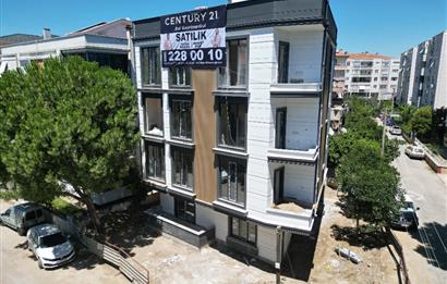 CENTRUY 21 BAL' DAN EDREMİT CENNET AYAĞI  MAHALLESİNDE  1+1 SATILIK OFİS VE DAİRE
