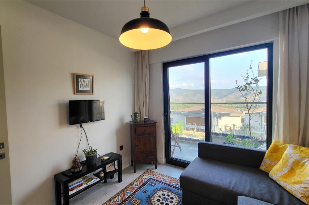 2+1 Flat for Sale in a Fully Equipped Site