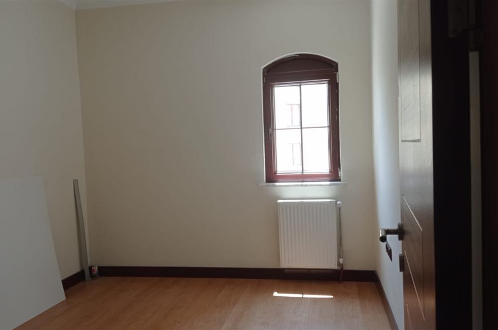 KUZEYKENT KORU EVLERİ SİTESİ 3. KAT KÖK TAPULU SATILIK 3+1