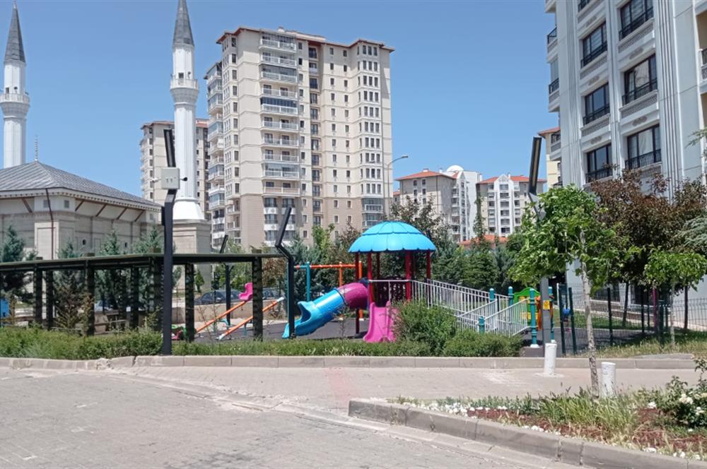 KUZEYKENT KORU EVLERİ SİTESİ 3. KAT KÖK TAPULU SATILIK 3+1