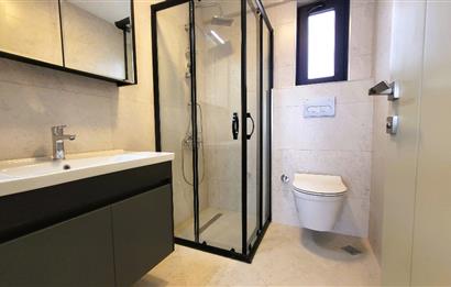 2+1 Flat for Sale in a Fully Equipped Site