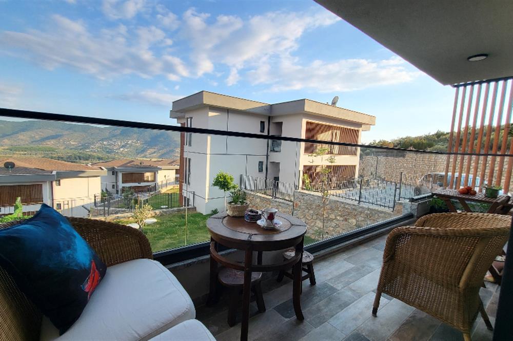 2+1 Flat for Sale in a Fully Equipped Site