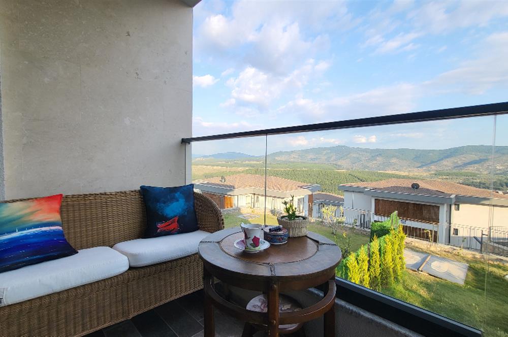 2+1 Flat for Sale in a Fully Equipped Site