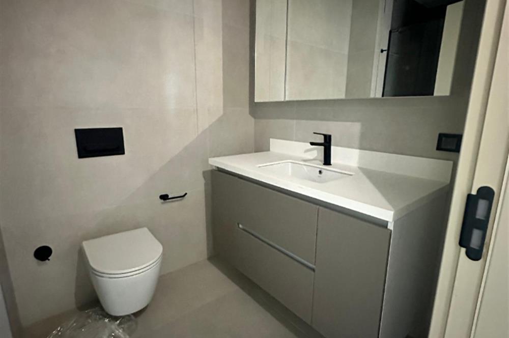 C21 ROOF'dan 19.ETAP'da 2+1 KAPALI MUTFAK ÖNÜ AÇIK KİRALIK DAİRE