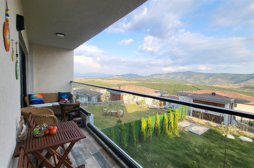 2+1 Flat for Sale in a Fully Equipped Site