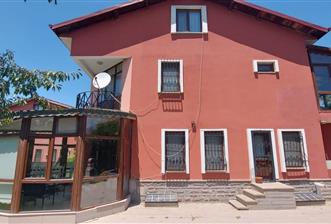 GÖLBAŞI DOĞA SİTESİNDE GENİŞ BAHÇELİ TAM MÜSTAKİL 4+2 VİLLA