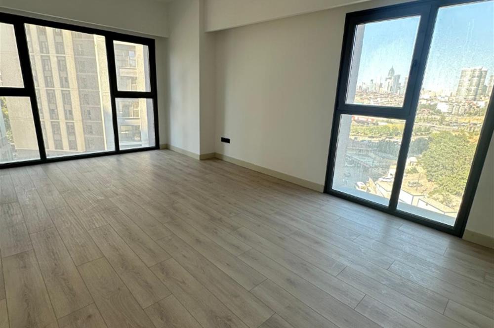 C21 ROOF'dan 19.ETAP'da 2+1 KAPALI MUTFAK ÖNÜ AÇIK KİRALIK DAİRE