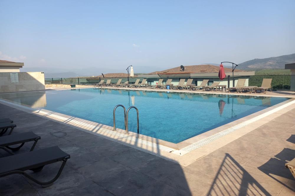 2+1 Flat for Sale in a Fully Equipped Site
