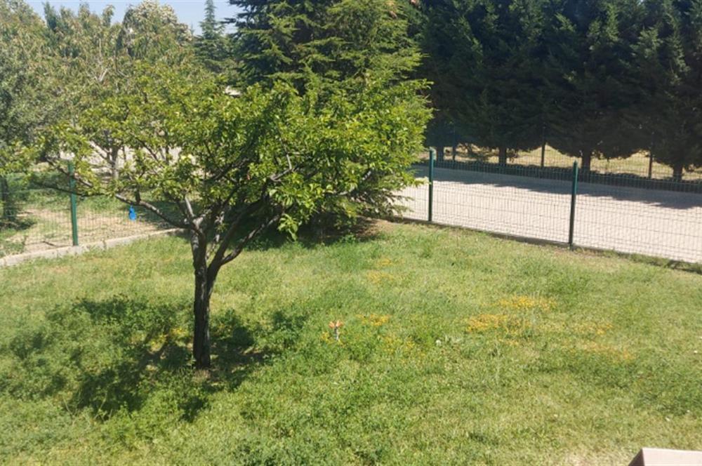GÖLBAŞI DOĞA SİTESİNDE GENİŞ BAHÇELİ TAM MÜSTAKİL 4+2 VİLLA