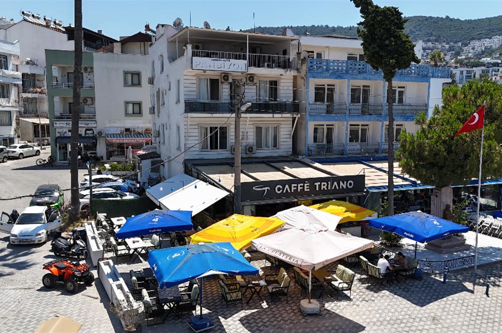 Güllük Denize Sıfır Satılık Butik Otel Ve Restoran