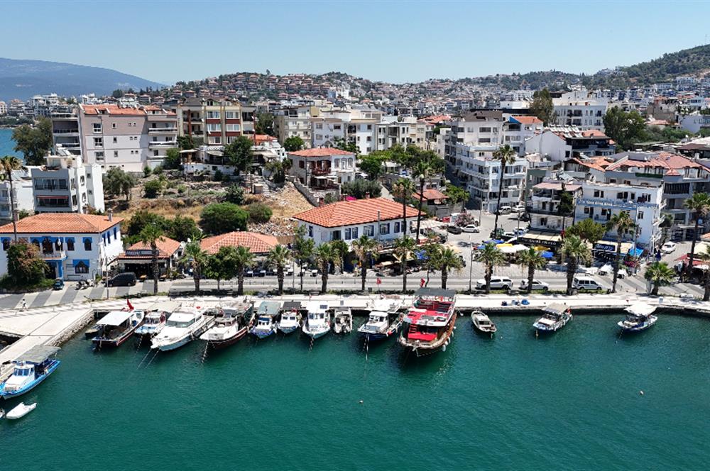 Güllük Denize Sıfır Satılık Butik Otel Ve Restoran