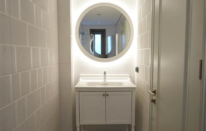 SIFIR KATTA TEK 180M2 NET 4 BANYO 3 BALKON DENİZ MANZARALI 4+1