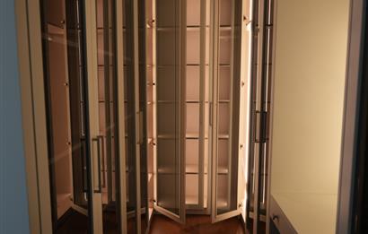 SIFIR KATTA TEK 180M2 NET 4 BANYO 3 BALKON DENİZ MANZARALI 4+1