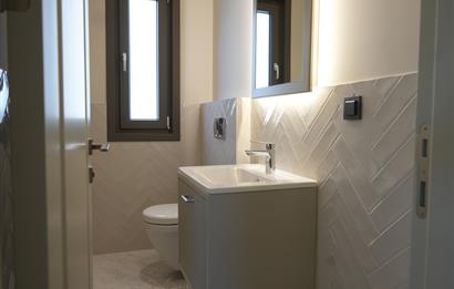 SIFIR KATTA TEK 180M2 NET 4 BANYO 3 BALKON DENİZ MANZARALI 4+1