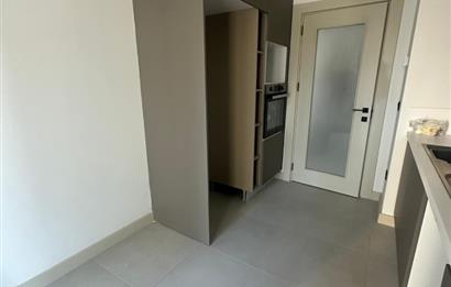 C21 ROOF'dan 19.ETAP'da 2+1 KAPALI MUTFAK ÖNÜ AÇIK KİRALIK DAİRE