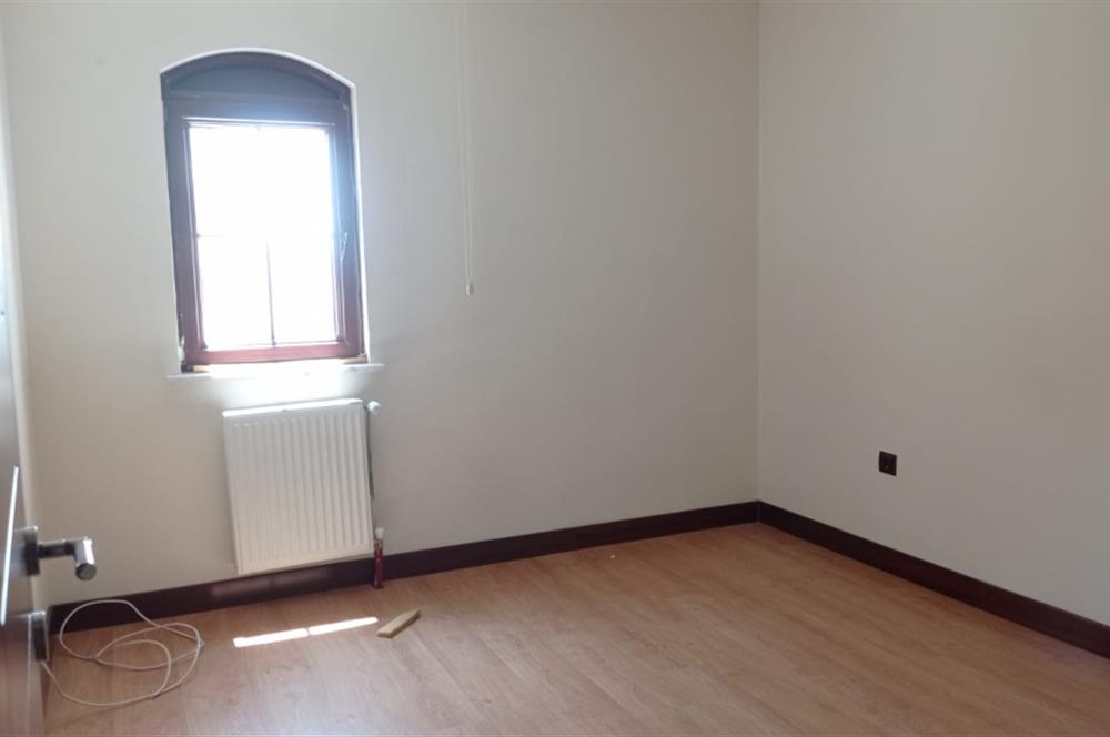 KUZEYKENT KORU EVLERİ SİTESİ 3. KAT KÖK TAPULU SATILIK 3+1