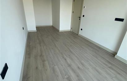 C21 ROOF'dan 19.ETAP'da 2+1 KAPALI MUTFAK ÖNÜ AÇIK KİRALIK DAİRE