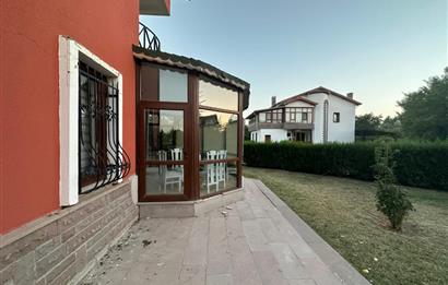 GÖLBAŞI DOĞA SİTESİNDE GENİŞ BAHÇELİ TAM MÜSTAKİL 4+2 VİLLA