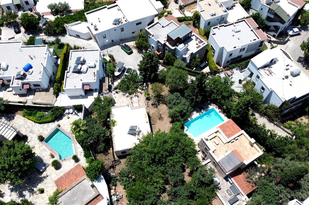 Gökçebel'de 4 daire veya 2 Villa'lık Deniz Manzaralı Satılık Arsa 