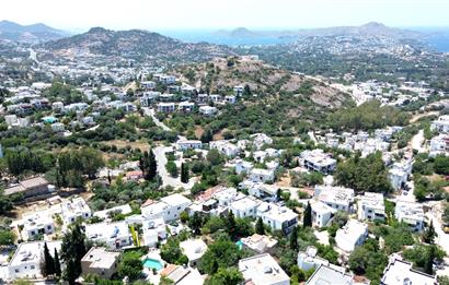 Gökçebel'de 4 daire veya 2 Villa'lık Deniz Manzaralı Satılık Arsa 