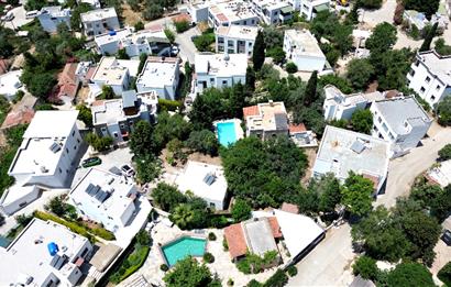 Gökçebel'de 4 daire veya 2 Villa'lık Deniz Manzaralı Satılık Arsa 
