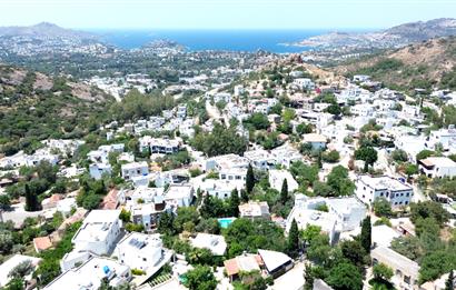 Gökçebel'de 4 daire veya 2 Villa'lık Deniz Manzaralı Satılık Arsa 