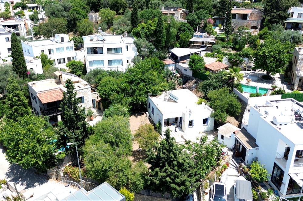 Gökçebel'de 4 daire veya 2 Villa'lık Deniz Manzaralı Satılık Arsa 
