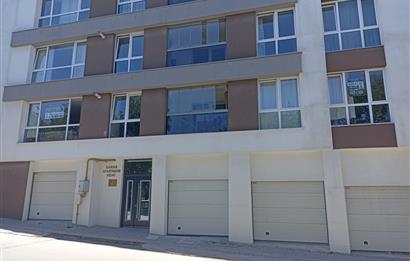 CENTURY 21 VİZYON'DAN BATIKENT MAH. GEREKLİ SOKAKTA  KİRALIK 3+1 DAİRE 