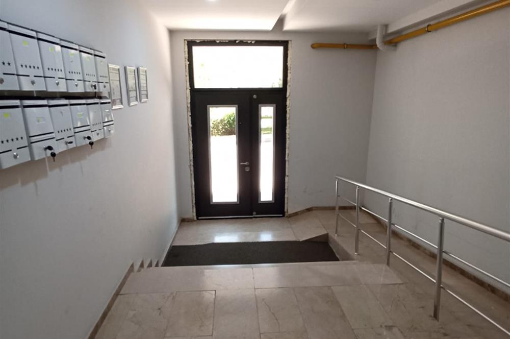 CENTURY 21 VİZYON'DAN BATIKENT MAH. GEREKLİ SOKAKTA  KİRALIK 3+1 DAİRE 