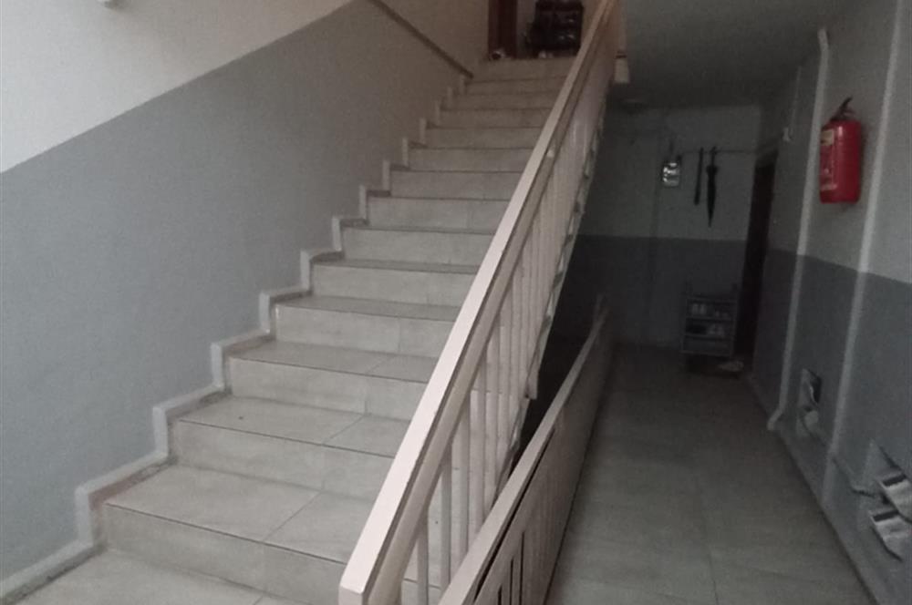 CENTURY 21 VİZYON'DAN BATIKENT MAH. KASIMPATI SOKAKTA  SATILIK 3+1 DAİRE 