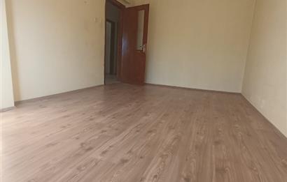 CENTURY 21 VİZYON'DAN BATIKENT MAH. KASIMPATI SOKAKTA  SATILIK 3+1 DAİRE 