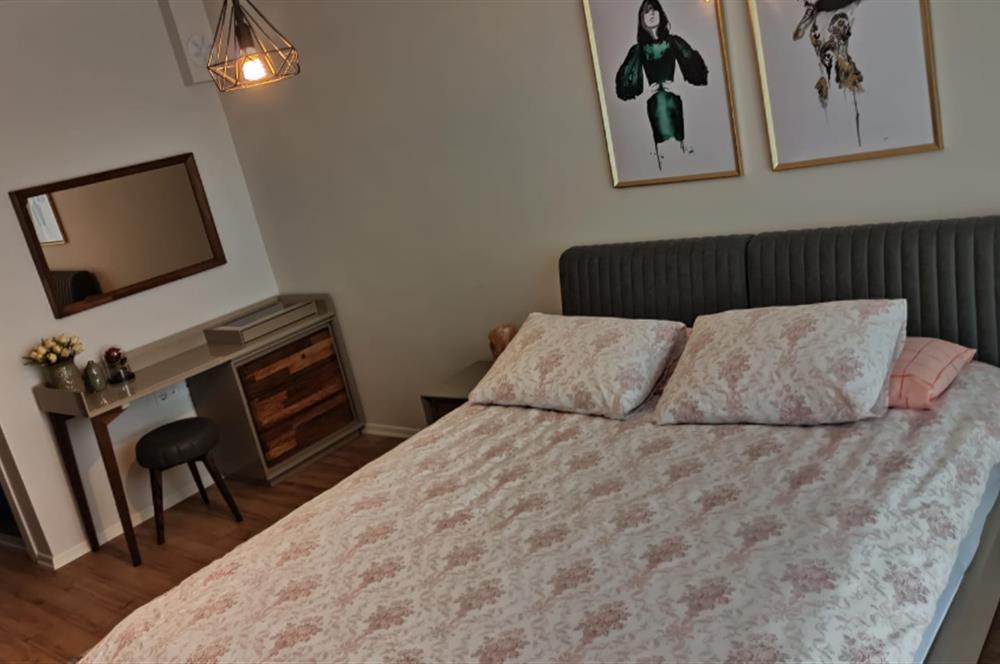 CENTURY 21 VİZYON'DAN BATIKENT MAH. GEREKLİ SOKAKTA  KİRALIK 3+1 DAİRE 