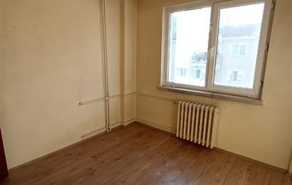 CENTURY 21 VİZYON'DAN BATIKENT MAH. KASIMPATI SOKAKTA  SATILIK 3+1 DAİRE 