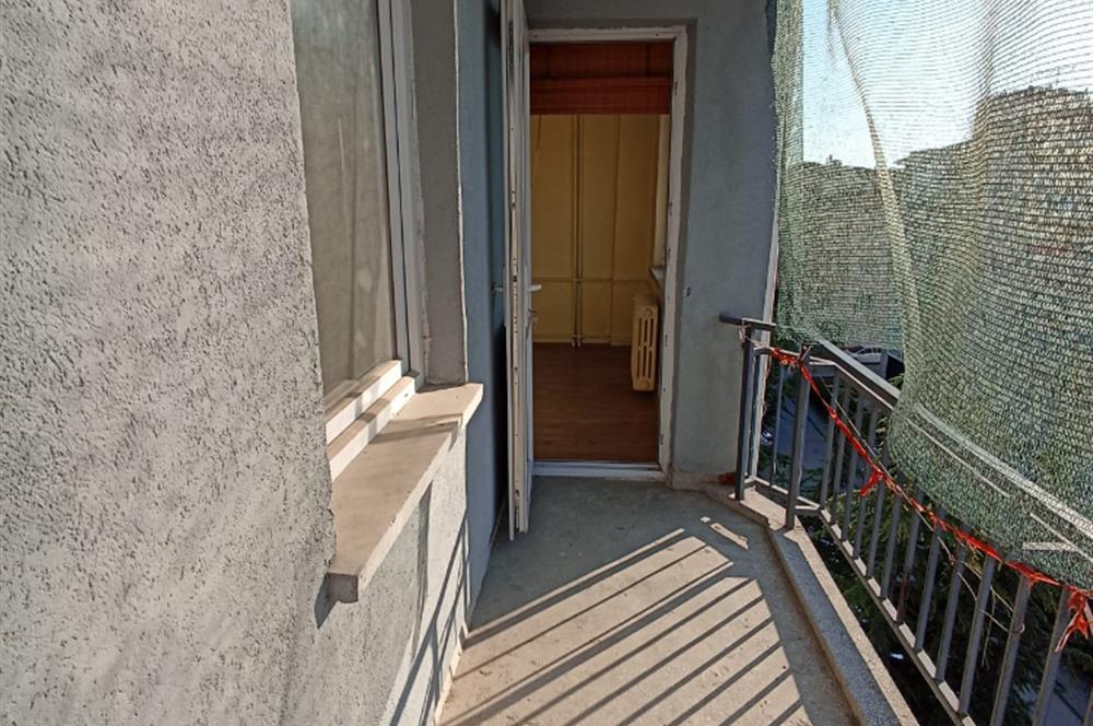 CENTURY 21 VİZYON'DAN BATIKENT MAH. KASIMPATI SOKAKTA  SATILIK 3+1 DAİRE 