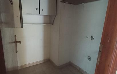 CENTURY 21 VİZYON'DAN BATIKENT MAH. KASIMPATI SOKAKTA  SATILIK 3+1 DAİRE 