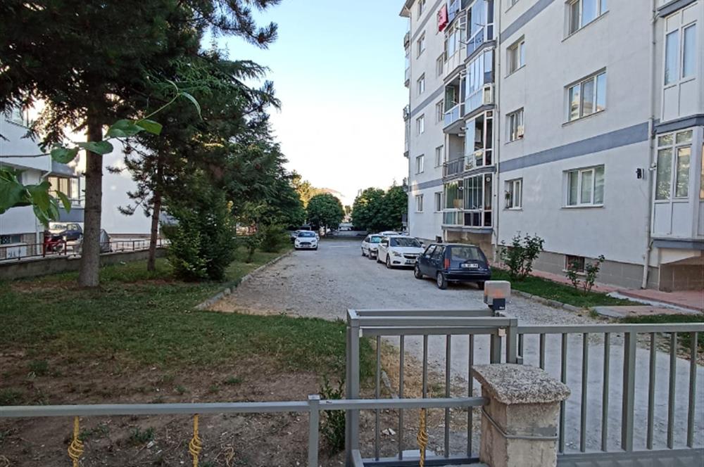 CENTURY 21 VİZYON'DAN BATIKENT MAH. KASIMPATI SOKAKTA  SATILIK 3+1 DAİRE 