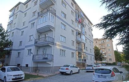 CENTURY 21 VİZYON'DAN BATIKENT MAH. KASIMPATI SOKAKTA  SATILIK 3+1 DAİRE 