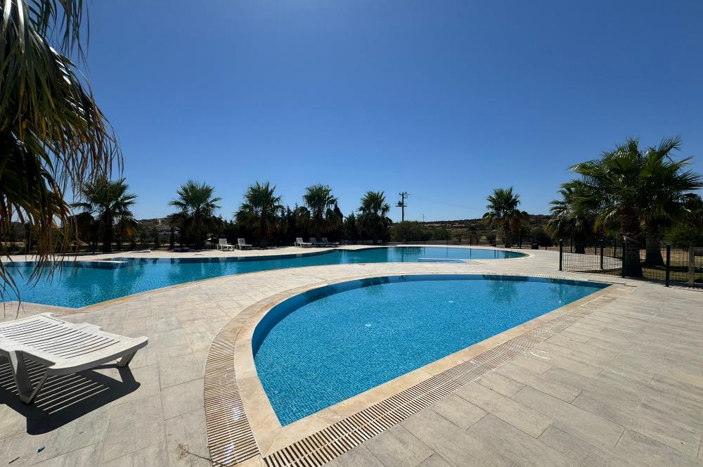 Çeşme Ildır Loving Village Sitesinde Eşyalı Kiralık Villa