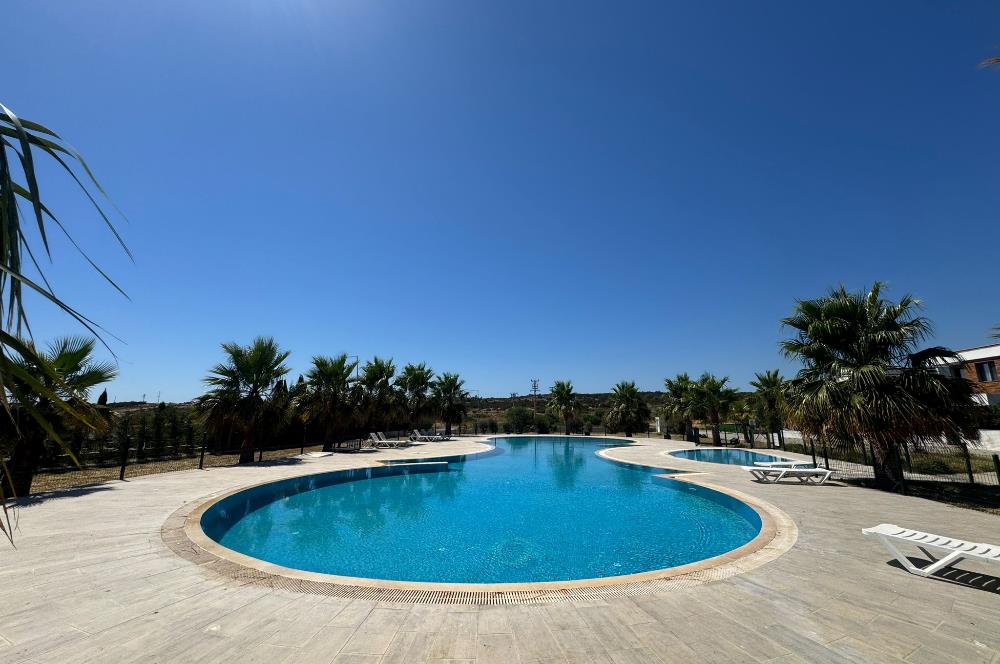 Çeşme Ildır Loving Village Sitesinde Eşyalı Kiralık Villa