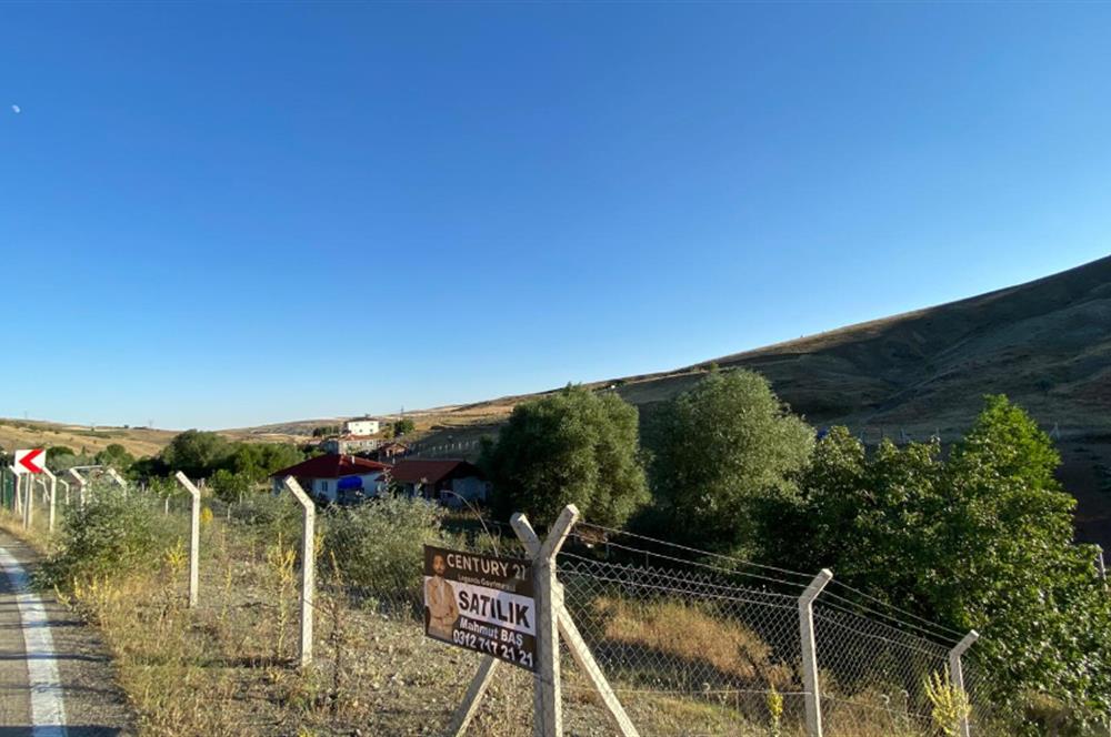 ÇANKAYA TOHUMLAR MAH. ANA YOLA CEPHE SATILIK HİSSELİ 1000M2