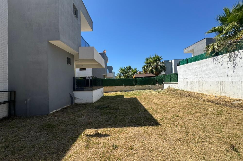 Çeşme Ildır Loving Village Sitesinde Eşyalı Kiralık Villa
