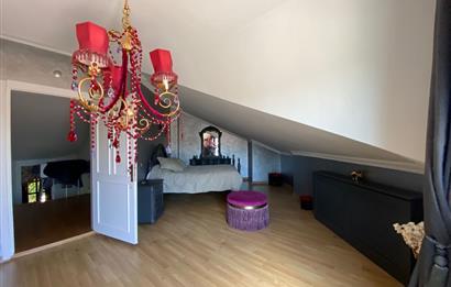 Zekeriyaköy Merkezde Butik Sitede 7+1 Satılık Müstakil Villa