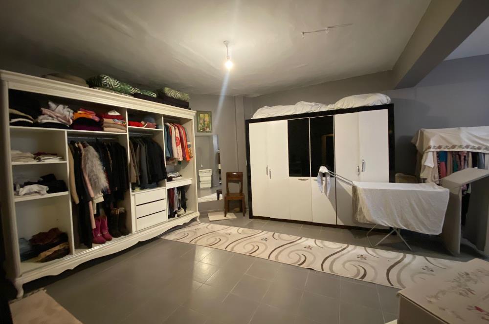 Zekeriyaköy Merkezde Butik Sitede 7+1 Satılık Müstakil Villa