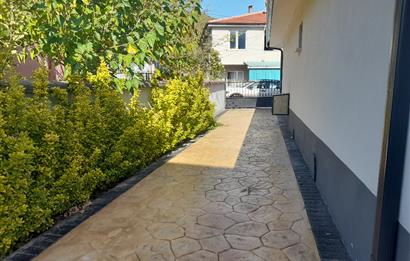SAKARYA ARİFİYE ADLİYE’DE SATILIK MÜSTAKİL EV VE ARSASI 