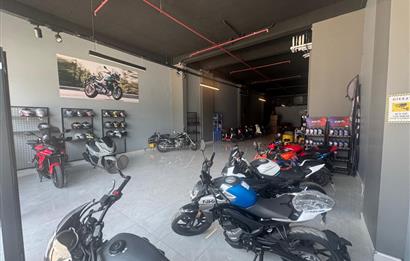 GÖLBAŞI HAYMANA YOLU'NDA İÇİ FULL YAPILI DEVREN KİRALIK 250 m2 DÜKKAN