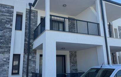 Yahşi Denize 50 mt Kiralık 3+1 