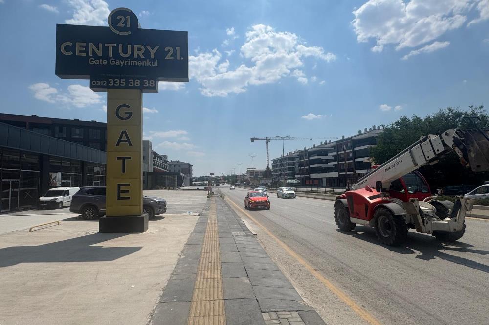 GÖLBAŞI HAYMANA YOLU'NDA İÇİ FULL YAPILI DEVREN KİRALIK 250 m2 DÜKKAN